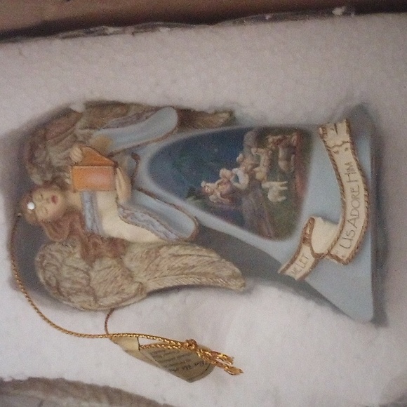 Thomas kinkade angel ornaments - Picture 2 of 7